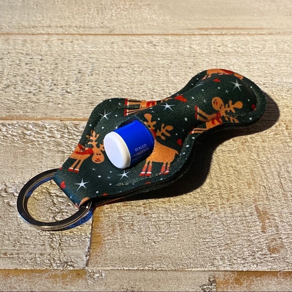 3 for $15 Lip Balm Holder + Keychain Reindeer Snow - Picture 4 of 5
